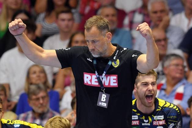 Jubel bei Maik Machulla (Trainer Rhein-Neckar Loewen), Tim Nothdurft (Rhein-Neckar Loewen 8) (R) , GER, MT Melsungen - Rhein-Neckar Loewen, Handball, 1. Bundesliga, 1. Spieltag, Saison 2025 2026, 29.08.2025, GER, MT Melsungen - Rhein-Neckar Loewen, Handball, 1. Bundesliga, 1. Spieltag, Saison 2025 2026, 29.08.2025 Kassel Copyright: xEibner-Pressefotox xRolandxSippelx EP_RSL