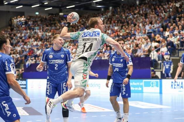 29.08.2025, xgox, Handball - Daikin HBL TBV Lemgo-Lippe - SC Magdeburg emspor, v.l. Omar Ingi Magnusson (Magdeburg, 14) wirft Tor, Torschuetze, erzielt Tor, Treffer, scores the goal Lemgo