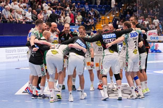 29.08.2025, xydrx, Handball, 1.HBL, TBV Lemgo Lippe - SC Magdeburg, PHOENIX Contact-Arena: Die Spieler vom SC Magdeburg feiern den Sieg Nordrhein-Westfahlen Deutschland