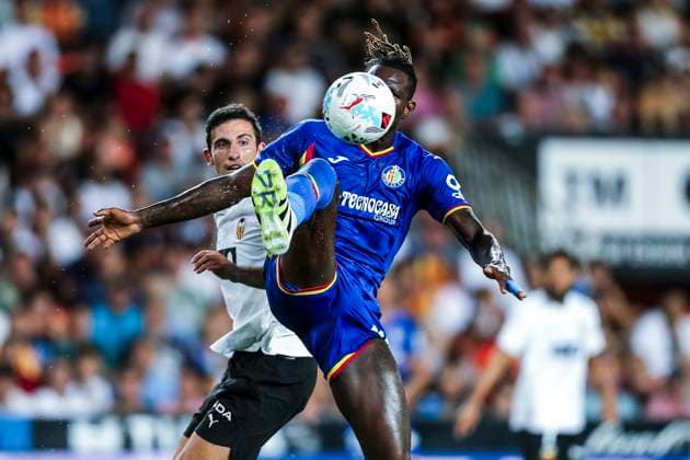 August 29, 2025, Valencia, Valencia, SPAIN: Christantus Uche of Getafe CF in action during the Spanish league, La Liga EA Sports, football match played between Valencia CF and Getafe CF at Mestalla stadium on August 29, 2025, in Valencia, Spain. Valencia SPAIN - ZUMAa181 20250829_zaa_a181_147 Copyright: xIvanxTerronx