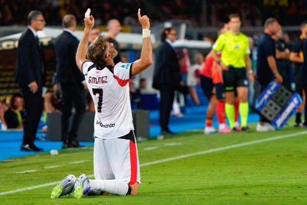 CALCIO - Serie A - US Lecce vs AC Milan Santiago Gimenez of AC Milan celebrates after scoring a goal that was after disallowed during US Lecce vs AC Milan, Italian soccer Serie A match in Lecce, Italy, August 29 2025 Lecce Italy  Copyright: xIPAxSport ABACAx