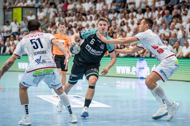 2. HBL; TV Hüttenberg - HC Oppenweiler Backnang, 29.08.25 Timm Buck (HC Oppenweiler Backnang, 6), Danil Dyatlov (TV Hüttenberg, 47), Hendrik Schreiber (TV Hüttenberg, 51) 2. HBL; TV Hüttenberg - HC Oppenweiler Backnang: Hüttenberg, 29.08.25 Copyright: xBEAUTIFULxSPORTS Roeczeyx