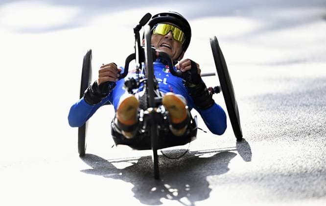 Italiy Fabrizio Cornegliani (MH1) pictured in action during the road race at the UCI Para-cycling Road World Championships, Saturday 30 August 2025, in Ronse. The UCI Para-Cycling Road World Championships take place from 28 to 31 Augustus in Ronse. JASPERxJACOBS  x132810349x