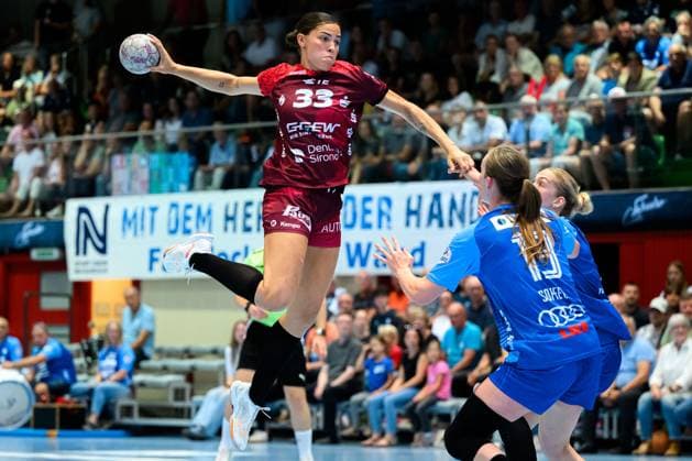 Handball: Bundesliga Frauen, Union Neckarsulm - HSG Bensheim Auerbach Lucie-Marie Kretzschmar (HSG Bensheim) Neckarsulm Ballei Baden-Württemberg Deutschland