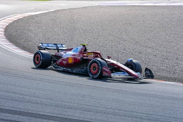 2025-08-30 F1 - Heineken Dutch GP - Third Practice Session ZANDVOORT, NETHERLANDS - AUGUST 30: Lewis Hamilton of Ferrari competing in the Third Practice Session during F1 - Heineken Dutch GP on August 30, 2025 in Zandvoort, Netherlands. Zandvoort Netherlands Content not available for redistribution in The Netherlands directly or indirectly through any third parties. Copyright: xAndrexWeeningx