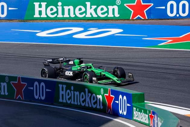 Nico Hülkenberg of Germany and Stake F1 Team Kick Sauber during the Free Practice of the Formula 1 Heineken Dutch Grand Prix 2025 on Day 2 at Circuit Zandvoort on August 30, 2025 in Zandvoort, Netherlands. (Photo by Marcel ter Bals DeFodi Images)