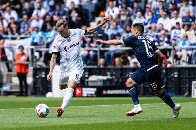 2. Fußball Bundesliga: VfL Bochum - SC Preußen Münster; 30.08.2025 Joshua Mees (SC Preußen Münster, 8), Felix Passlack (VfL Bochum, 15). Joshua Mees (SC Preußen Münster, 8) trifft gegen VfL Bochum, 1:0 2. Fußball Bundesliga: VfL Bochum - SC Preußen Münster; Vonovia-Ruhrstadion, Bochum; 30.08.2025 DFL regulations prohibit any use of photographs as image sequences and or quasi video.