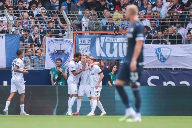 30.08.2025, 2. Bundesliga, 4. Spieltag, VfL Bochum 1848 - Preußen Münster, Joshua Mees (Preußen Münster) bejubelt das Tor zum 0:1, Bochum Vonovia Ruhrstadion NRW Deutschland xRHR-FOTO DEx
