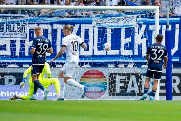 Joshua Mees (Preußen Münster) erzielt das Tor zum 0:1 waehrend des spiels der 2. Bundesliga zwischen VfL Bochum und Preußen Münster, Vonovia Ruhrstadion am 30. August 2025 in Bochum, Deutschland. (Foto von Alex Gottschalk DeFodi Images) +++ Joshua Mees (Preußen Münster) scores his team s first goal during the 2. Bundesliga match between VfL Bochum and Preußen Münster at Vonovia Ruhrstadion on August 30, 2025 in Bochum, Germany. (Photo by Alex Gottschalk DeFodi Images) DFB DFL REGULATIONS PROHIBIT ANY USE OF PHOTOGRAPHS AS IMAGE SEQUENCES AND OR QUASI-VIDEO. (Photo by Alex Gottschalk DeFodi Images) DFB DFL REGULATIONS PROHIBIT ANY USE OF PHOTOGRAPHS AS IMAGE SEQUENCES AND OR QUASI-VIDEO.