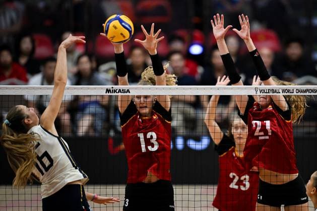 Italy v Germany - FIVB Women’s World Volleyball Championship BANGKOK, THAILAND - AUGUST 30: Stella Nervini (16) of Italy in action during FIVB Women’s World Volleyball Championship match between Italy and Germany at Huamark Indoor Stadium in Bangkok, Thailand on August 30, 2025. Mustafa Hatipoglu Anadolu Bangkok Thailand. Editorial use only. Please get in touch for any other usage.  Copyright: x2025xAnadoluxMustafaxHatipoglux