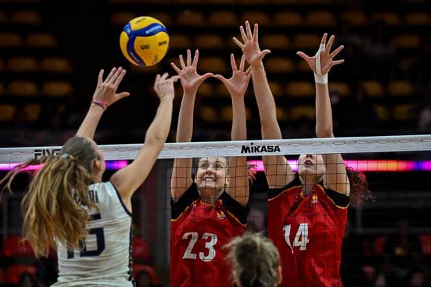 Italy v Germany - FIVB Women’s World Volleyball Championship BANGKOK, THAILAND - AUGUST 30: Stella Nervini (16) of Italy in action during FIVB Women’s World Volleyball Championship match between Italy and Germany at Huamark Indoor Stadium in Bangkok, Thailand on August 30, 2025. Mustafa Hatipoglu Anadolu Bangkok Thailand. Editorial use only. Please get in touch for any other usage.  Copyright: x2025xAnadoluxMustafaxHatipoglux
