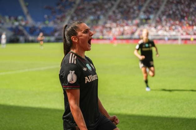 Google Pixel Supercup der Frauen, FC Bayern München vs VfL Wolfsburg, 30.08.2025 Jovana Damnjanovi? (FC Bayern München, 9) mit Ihrem Jubel zum 2:0 Google Pixel Supercup der Frauen, FC Bayern München vs VfL Wolfsburg, BBBank Wildpark Karlsruhe, 30.08.2025 DFB DFL REGULATIONS PROHIBIT ANY USE OF PHOTOGRAPHS AS IMAGE SEQUENCES AND OR QUASI-VIDEO. Copyright: xBEAUTIFULxSPORTS Boscox