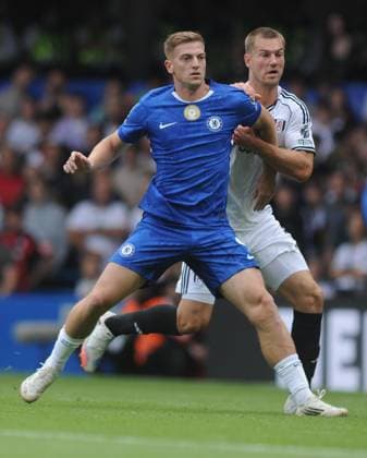 Football - 2025 2026 Premier League - Chelsea vs Fulham - Stamford Bridge - Saturday 30th August 2025 Liam Delap of Chelsea r 
