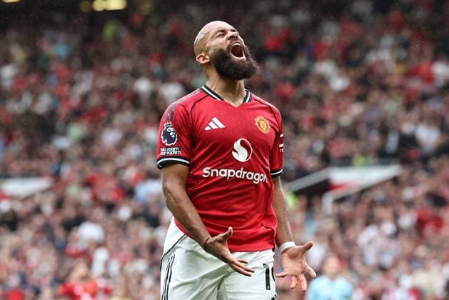 Premier League Manchester United, ManU v Burnley Bryan Mbeumo of Manchester United reacts after a missed chance on goal during the Premier League match Manchester United vs Burnley at Old Trafford, Manchester, United Kingdom, 30th August 2025 (Photo by Mark Cosgrove News Images) Manchester Old Trafford Greater Manchester United Kingdom Copyright: xMarkxCosgrove NewsxImagesx