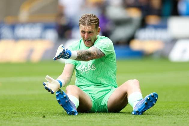 Wolverhampton, England, 30th August 2025. Jordan Pickford of Everton reacts after conceding a goal by Hee Chan Hwang of Wolverhampton Wanderers (not pictured) during the Wolverhampton Wanderers vs Everton Premier League match at Molineux, Wolverhampton. Picture credit should read: Jessica Hornby Sportimage EDITORIAL USE ONLY. No use with unauthorised audio, video, data, fixture lists, club league logos or live services. Online in-match use limited to 120 images, no video emulation. No use in betting, games or single club league player publications. SPI_023_JH_WOLVES_EVERTON SPI-4096-0023