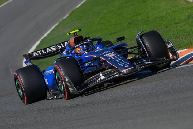 F1 Grand Prix of Netherlands - Qualifying Carlos Sainz Jr. of Spain drives the (55) Williams FW-25 Mercedes on track during the third practice of the F1 Grand Prix of the Netherlands at Circuit Zandvoort in Zandvoort, Netherlands, on August 30, 2025. Zandvoort Netherland  Copyright: xJonathanxRaax originalFilename:raa-formula1250830_npRWs.jpg