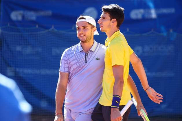 Victor Cornea (ROU) and Santiago Rodriguez Taverna (ARG) during ATP, Tennis Herren Como Lake Challenger 2025, International Tennis match in Como, Italy, August 29 2025  Copyright: xRobertaxCorradin IPAxSportx xipa-agency.netx xx IPA_63666890 IPA_Agency_IPA63666890