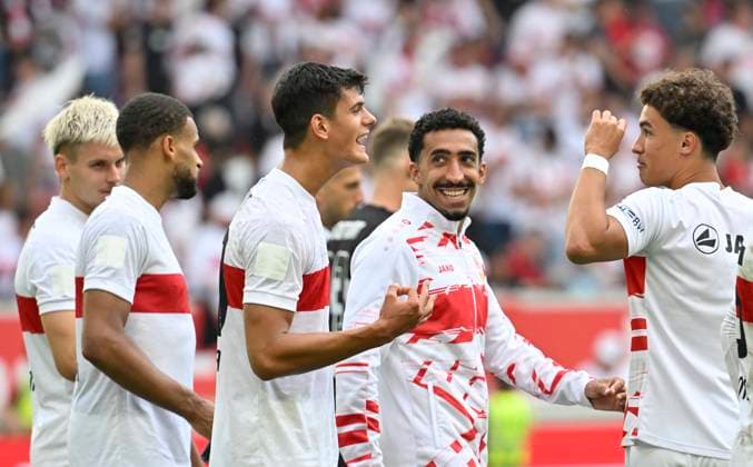 nach Spielende: Schlussjubel, Freude, Glueck, Jubel Jose Maria Chema Andres Baixauli VfB Stuttgart (30) Barreiros de Melo Tomas Tiago VfB Stuttgart (08) VfB Stuttgart vs Borussia Moenchengladbach BMG 30.08.2025 DFL REGULATIONS PROHIBIT ANY USE OF PHOTOGRAPHS AS IMAGE SEQUENCES AND OR QUASI-VIDEO VfB Stuttgart vs Borussia Moenchengladbach BMG