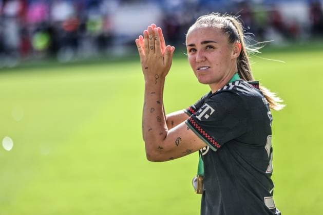 DEU, Karlsruhe, Bayern München vs VfL Wolfsburg, Google Pixel Supercup der Frauen, DFB, BBBank Wildpark, Finale, im Bild: Georgia Stanway (Bayern München 31) DFB DFL REGULATIONS PROHIBIT ANY USE OF PHOTOGRAPHS AS IMAGE SEQUENCES AND OR QUASI-VIDEO, 30.08.2025, Copyright: HMBxMedia HendrikxHamelau