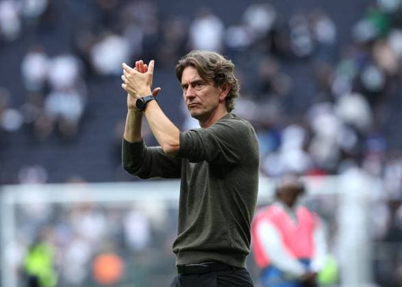 30th August 2025; Tottenham Hotspur Stadium, London, England; Premier League Football, Tottenham Hotspur versus Bournemouth; A disappointed Tottenham Hotspur manager Thomas Frank applauding the Tottenham Hotspur after the match  JohnxPatrickxFletcher