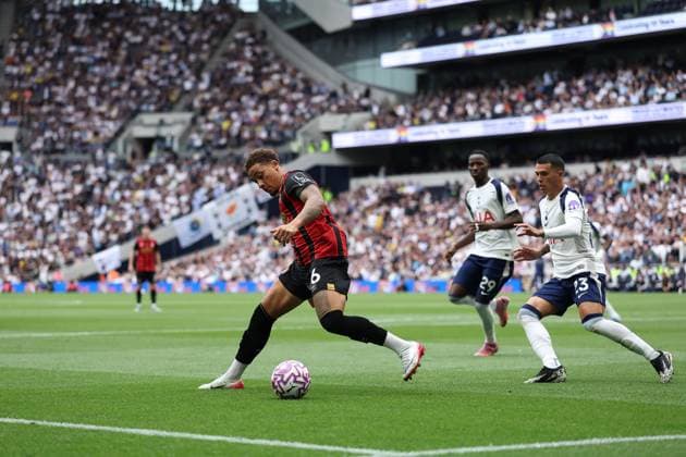 30th August 2025; Tottenham Hotspur Stadium, London, England; Premier League Football, Tottenham Hotspur versus Bournemouth; Marcus Tavernier of AFC Bournemouth closely marked by Pedro Porro of Tottenham Hotspur  JohnxPatrickxFletcher