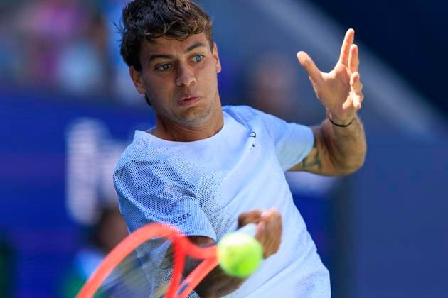 August 30, 2025, Flushing Meadows, New York, USA: Flavio Cobolli hits a forehand during a match against Lorenzo Musetti on Day 7 of the 2025 US Open at USTA Billie Jean King National Tennis Center on Saturday August 30, 2025 in the Flushing neighborhood of the Queens borough of New York City. Cobolli Cobolli retired in the third set. JAVIER ROJAS PI Flushing Meadows USA - ZUMAp124 20250830_zaa_p124_008 Copyright: xJavierxRojasx