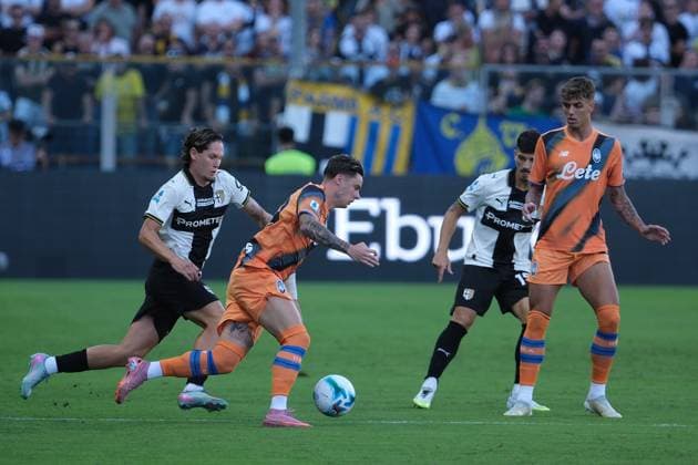 Nicola Zalewski of Atalanta BC 1907 during the soccer match between Parma Calcio 1913 and Atalanta BC 1907, MD2 of Serie A Enilive Italian soccer championship 2025 2026 at Ennio Tardini Stadium on August 30, 2025, Parma, Italy.  Copyright: xRobertoxTommasini IPAxSportx xipa-agency.netx xx IPA_63678557 IPA_Agency_IPA63678557