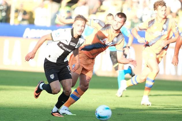 CALCIO - Serie A - Parma Calcio vs Atalanta BC Pontus Almqvist of Parma Calcio 1913 is in action during the soccer match between Parma Calcio 1913 and Atalanta BC 1907, MD2 of Serie A Enilive Italian soccer championship 2025 2026 at Ennio Tardini Stadium on August 30, 2025, Parma, Italy. Parma Italy  Copyright: xIPAxSport ABACAx