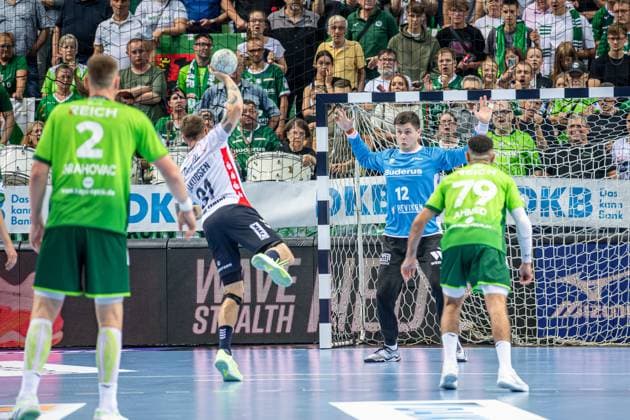 Handball Bundesliga; HSG Wetzlar - SG Flensburg-Handewitt, 30.08.25 Anadin Suljakovic (HSG Wetzlar, 12), Emil Jakobsen (SG Flensburg-Handewitt, 31), Ahmed Nafea (HSG Wetzlar, 79) Handball Bundesliga; HSG Wetzlar - SG Flensburg-Handewitt: Wetzlar, 30.08.25 Copyright: xBEAUTIFULxSPORTS Roeczeyx
