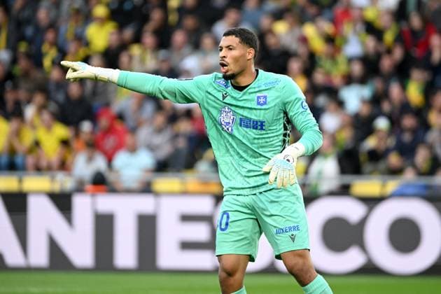 FC Nantes v AJ Auxerre - Ligue 1 McDonald s 2025 2026 40 Theo DE PERCIN (aja) during the Ligue 1 McDonald s match between Nantes and Auxerre at Stade de la Beaujoire on August 30, 2025 in Nantes, France. Nantes France  Copyright: xFEPx 776348115
