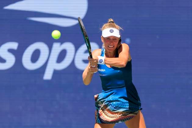 August 30, 2025, Flushing Meadows, New York, USA: Magdalena Frech hits a double backhand return during a match against Coco Gauff on Day 7 of the 2025 US Open at USTA Billie Jean King National Tennis Center on Saturday August 30, 2025 in the Flushing neighborhood of the Queens borough of New York City. JAVIER ROJAS PI Flushing Meadows USA - ZUMAp124 20250830_zaa_p124_027 Copyright: xJavierxRojasx