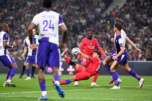 Toulouse FC v Paris Saint-Germain - Ligue 1 McDonald s 2025 2026 10 Ousmane DEMBELE (psg) - 87 Joao NEVES (psg) during the Ligue 1 McDonald s match between Toulouse and Paris at Stadium de Toulouse on August 30, 2025 in Toulouse, France. Toulouse France  Copyright: xFEPx 776348117
