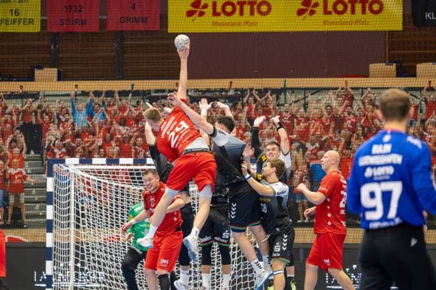 2. HBL (Handball-Bundesliga), Saison 2025 26, 1. Spieltag: Eulen Ludwigshafen gegen TUSEM Essen