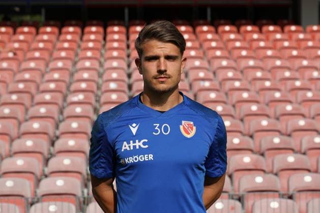 Max Böhnke; FC Energie Cottbus; 3.Liga, Porträttermin 2025 2026 Fussball 3. Liga 2025 2026 Offizieller Portraitermin FC Energie Cottbus
