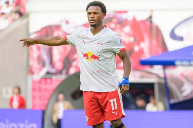 v.l. im Bild: Lois Openda (RBL, 11), Freisteller, zeigt, GER, Sachsen, Leipzig, RB Leipzig vs 1. FC Heidenheim, Fussball, DFB, Bundesliga, Spielzeit 2025 2026, RB Arena, DFB DFL REGULATIONS PROHIBIT ANY USE OF PHOTOGRAPHS AS IMAGE SEQUENCES AND OR QUASI-VIDEO, 30.08.2025 *** f l in picture Lois Openda RBL, 11 , clipping, shows, GER, Saxony, Leipzig, RB Leipzig vs 1 FC Heidenheim, Football, DFB, Bundesliga, Season 2025 2026, RB Arena, DFB DFL REGULATIONS PROHIBIT ANY USE OF PHOTOGRAPHS AS IMAGE SEQUENCES AND OR QUASI VIDEO, 30 08 2025 Copyright: HMBxMedia UwexKoch