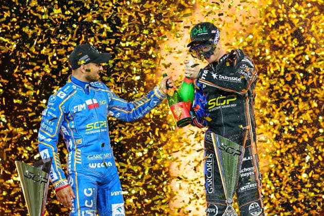 30.08.2025 WROCLAW (POLAND) - STADION OLIMPIJSKI, ZUZEL (SPEEDWAY), INDYWIDUALNE MISTRZOSTWA SWIATA (FIM SPEEDWAY World Championship, WM, Weltmeisterschaft GRAND PRIX 2025) - DEWALT FIM SPEEDWAY GRAND PRIX OF POLAND - WROCLAW NZ BARTOSZ ZMARZLIK I BRADY KURTZ FOTO PAWEL WILCZYNSKI CYFRASPORT NEWSPIX.PL --- newspix.pl POLAND OUT! 