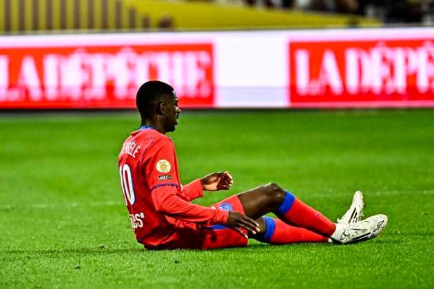 FOOTBALL : Toulouse vs PSG - 3eme Journee de Ligue 1 McDonald S - Toulouse - 30 08 2025 Blessure et sortie de Ousmane Dembele (psg) Toulouse  Copyright: xThierryxBretonx