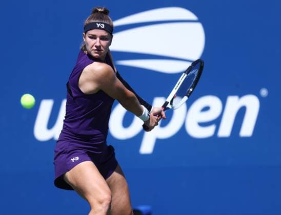 2025 US Open Tennis Championships, Day Seven, Billy Jean-King Tennis Centre, Flushing Meadows, New York, USA, 30 08 2025 Karolina Muchova (CZE) in action during her third round match against Linda Noskova (CZE) in the 2025 US Open at Flushing Meadows New York Billy Jean King Tennis Centre, Flushing Meadows New York USA Copyright: xMarkxGreenwoodx