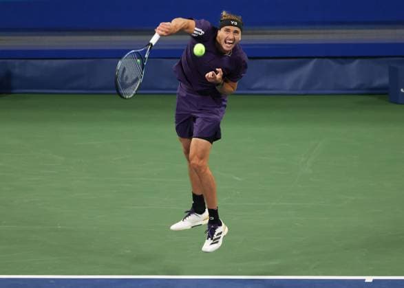 Alexander Zverev (GER), US Open Championships 2023, USTA Billie Jean King National Tennis Center, Flushing Meadows, New York, USA . Copyright: xJuergenxHasenkopfx