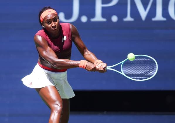 2025 US Open Tennis Championships, Day Seven, Billy Jean-King Tennis Centre, Flushing Meadows, New York, USA, 30 08 2025 Coco Gauff (USA) in action during her third round match against Magdalena Frech (POL) in the 2025 US Open at Flushing Meadows New York Billy Jean King Tennis Centre, Flushing Meadows New York USA Copyright: xMarkxGreenwoodx