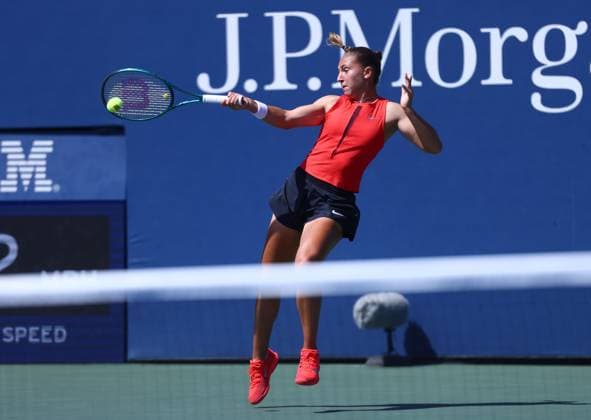 2025 US Open Tennis Championships, Day Seven, Billy Jean-King Tennis Centre, Flushing Meadows, New York, USA, 30 08 2025 Diane Parry (FRA) in action during her third round match against Marta Kostyuk (UKR) in the 2025 US Open at Flushing Meadows New York Billy Jean King Tennis Centre, Flushing Meadows New York USA Copyright: xMarkxGreenwoodx