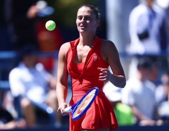 2025 US Open Tennis Championships, Day Seven, Billy Jean-King Tennis Centre, Flushing Meadows, New York, USA, 30 08 2025 Marta Kostyuk (UKR) in action during her third round match against Diane Parry (FRA) in the 2025 US Open at Flushing Meadows New York Billy Jean King Tennis Centre, Flushing Meadows New York USA Copyright: xMarkxGreenwoodx