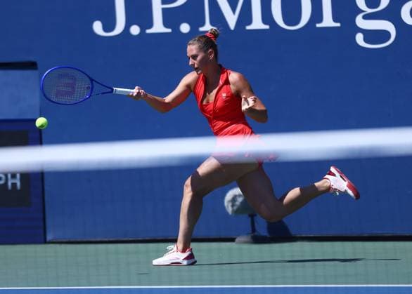 2025 US Open Tennis Championships, Day Seven, Billy Jean-King Tennis Centre, Flushing Meadows, New York, USA, 30 08 2025 Marta Kostyuk (UKR) in action during her third round match against Diane Parry (FRA) in the 2025 US Open at Flushing Meadows New York Billy Jean King Tennis Centre, Flushing Meadows New York USA Copyright: xMarkxGreenwoodx