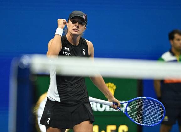 Iga Swiatek of Pol reacts after defeating Anna Kalinskya on Arthur Ashe Stadium on day 7 at the 2025 US Open Tennis Championship at the USTA Billie Jean King National Tennis Center in New York City on Saturday, August 30, 2025.  NYP20250830302 LARRYxMARANO