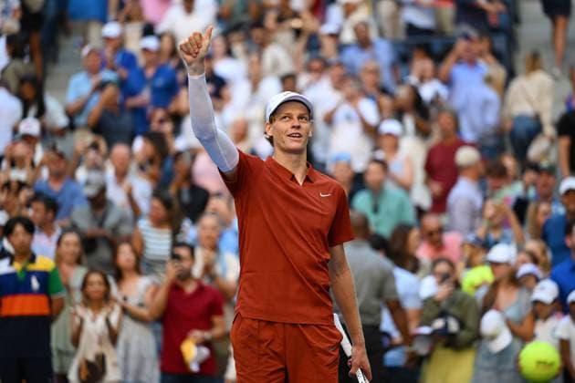 (250831) -- NEW YORK, Aug. 31, 2025 -- Jannik Sinner of Italy celebrates after winning the men s singles third round match against Denis Shapovalov of Canada at the 2025 US Open tennis championships in New York, the United States, Aug. 30, 2025. ) (SP)U.S.-NEW YORK-TENNIS-US OPEN-MEN S SINGLES-SINNER VS SHAPOVALOV LixRui 