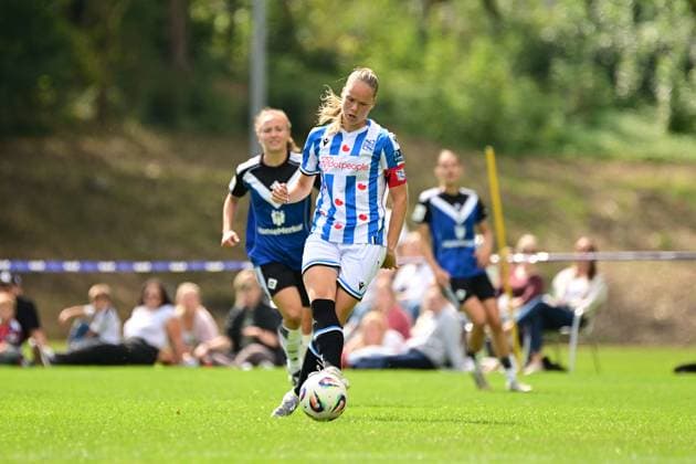 Fußball I Frauen I Saison 2025-2026 I Testspiel I Hamburger SV - SC Heerenveen I 30.08.2025 Fenna Meijer (3, SC Heerenveen Frauen) Varel Obenstroh, A-Platz Niedersachsen Deutschland Copyright: xLobeca FelixxSchlikisx