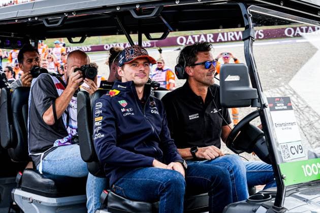 2025-08-31 F1 - Heineken Dutch GP - Grand Prix Drivers Parade ZANDVOORT, NETHERLANDS - AUGUST 31: Max Verstappen of Red Bull Racing at the Grand Prix Drivers Parade during F1 - Heineken Dutch GP on August 31, 2025 in Zandvoort, Netherlands. Zandvoort Netherlands Content not available for redistribution in The Netherlands directly or indirectly through any third parties. Copyright: xAndrexWeeningx
