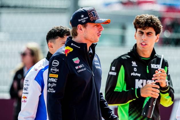 2025-08-31 F1 - Heineken Dutch GP - Grand Prix Drivers Parade ZANDVOORT, NETHERLANDS - AUGUST 31: Max Verstappen of Red Bull Racing at the Grand Prix Drivers Parade during F1 - Heineken Dutch GP on August 31, 2025 in Zandvoort, Netherlands. Zandvoort Netherlands Content not available for redistribution in The Netherlands directly or indirectly through any third parties. Copyright: xAndrexWeeningx