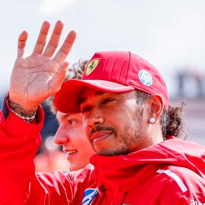 Drivers Parade Lewis Hamilton of the United Kingdom and Scuderia Ferrari HP F1 Team wave during the Formula 1 Heineken Dutch Grand Prix 2025 on Day 3 at Circuit Zandvoort on August 31, 2025 in Zandvoort, Netherlands. (Photo by Marcel ter Bals DeFodi Images)
