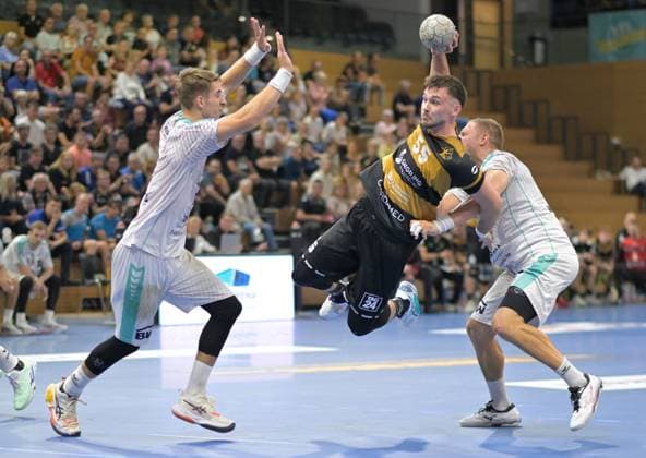 30.08.2025, Dresdens Timo Löser erfolgreich, Handball, 2. Bundesliga, HC Elbflorenz Dresden-SG BBM Bietigheim (c) Dresden
